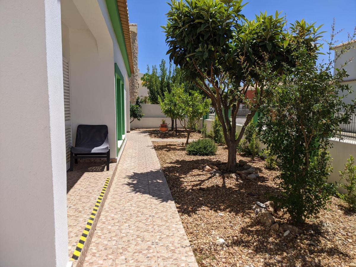 Dolphin House Hostel Faro Dış mekan fotoğraf