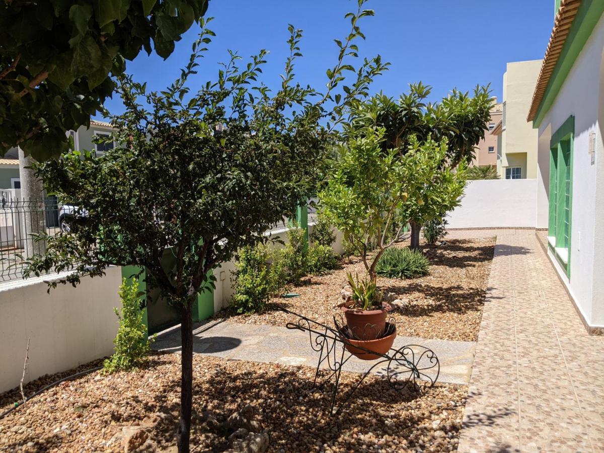 Dolphin House Hostel Faro Dış mekan fotoğraf